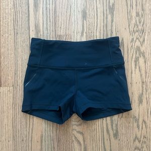 Lululemon Shorts — 2.5in